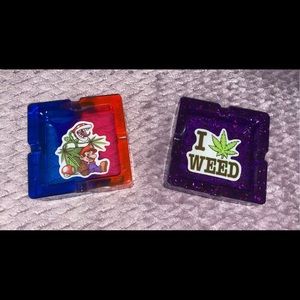 Epoxy resin small ashtray with sticker